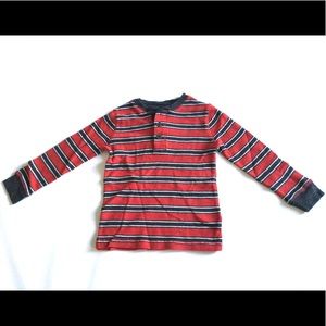NWOT Oshkosh Size 4T Boys Long Sleeve T-shirt